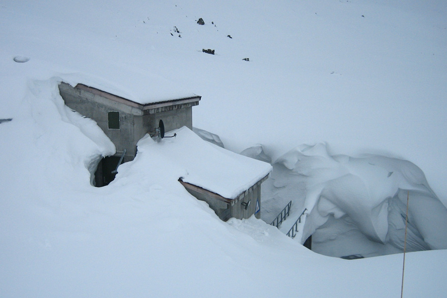 Nedre Bersåvatn power plant surrounded by snow
