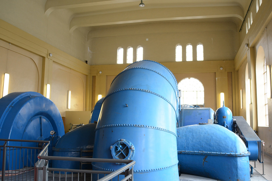Original generating units in the machine hall at Nedre Leirfoss