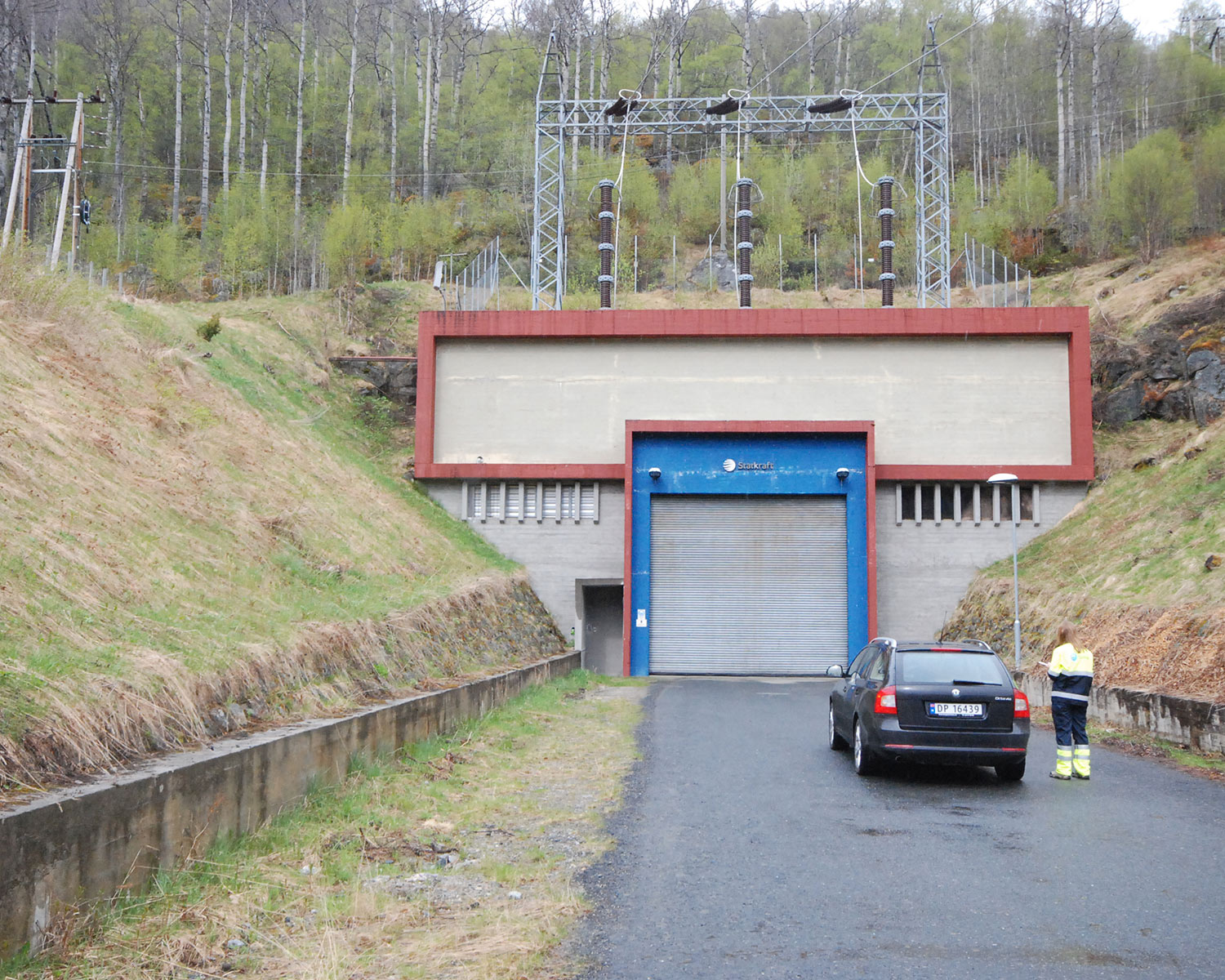Entry portal at Songa power plant.